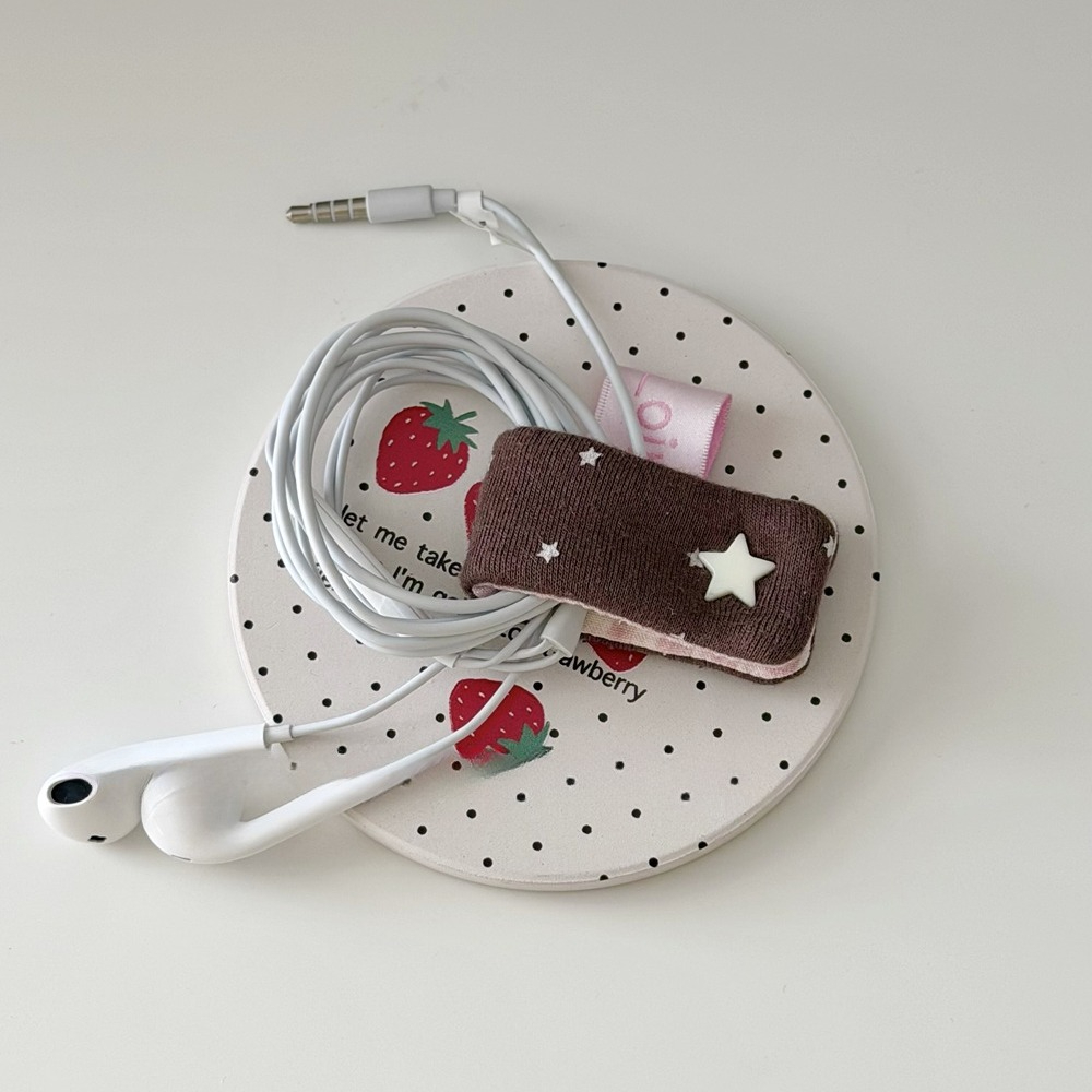 Cute Strawberry Korean Y2K Ear - Cable Management Bag 评论和价格