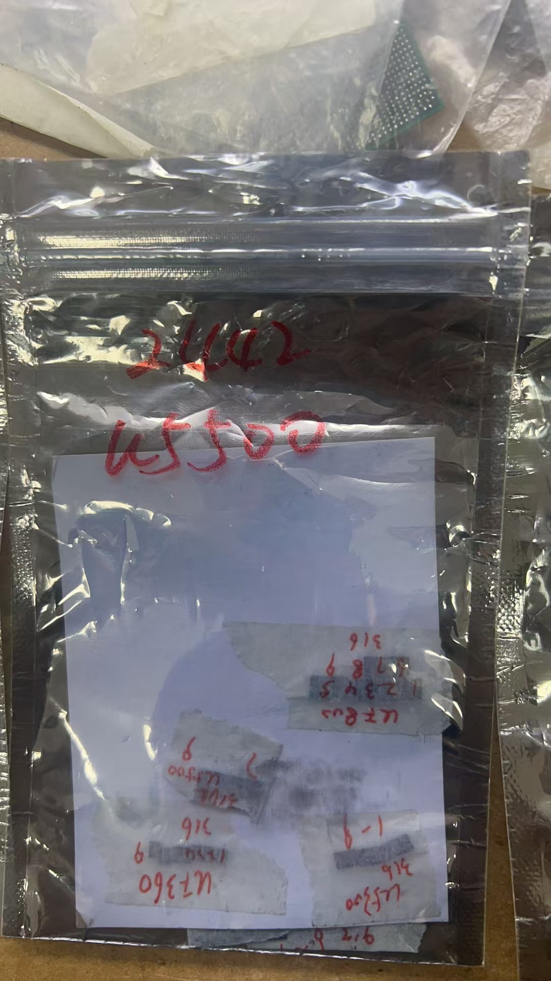 Original CD3217B12 Chipset BGA - Laptop Repair Accessories 评论和价格