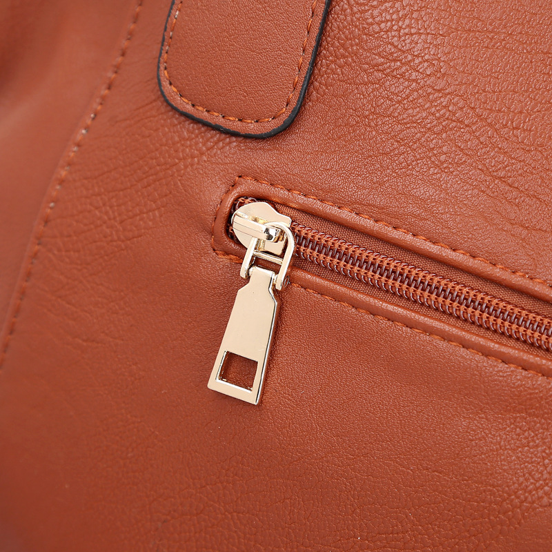 Luxury Designer Famous Brand P - Laptop Accessories Women 评论和价格
