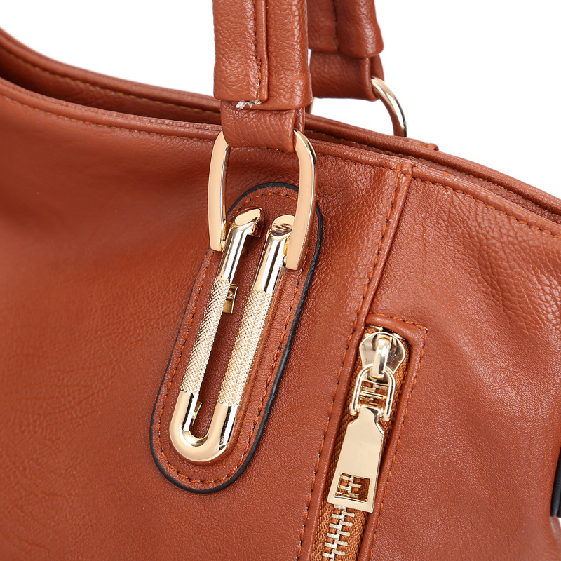 Luxury Designer Famous Brand P - Laptop Accessories Women 评论和价格